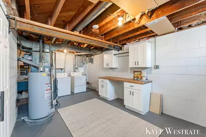 3144 Kensboro Avenue NE, Grand Rapids, MI 49505 - Photo 21