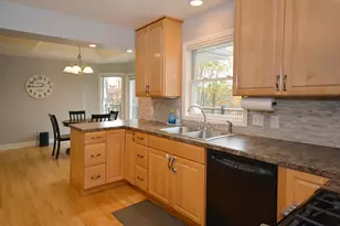 54060 W Ridgeview Circle, Paw Paw, MI 49079 - Photo 9