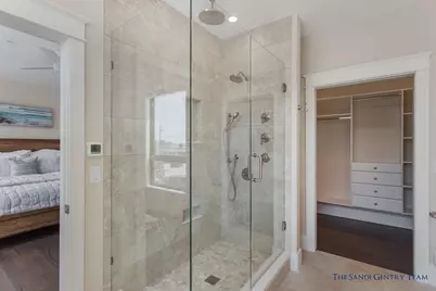 218 S Harbor Drive #202, Grand Haven, MI 49417 - Photo 29