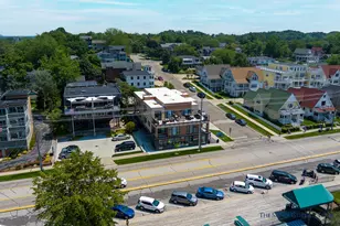 218 S Harbor Dr, Grand Haven, MI 49417 - Photo 37