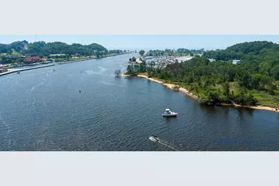 218 S Harbor Drive #202, Grand Haven, MI 49417 - Photo 41