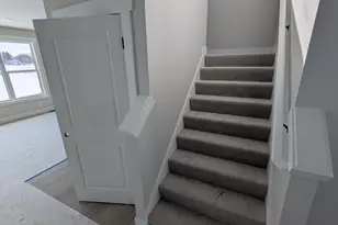 562 Lincoln Lawns Dr NW, Walker, MI 49534 - Photo 3