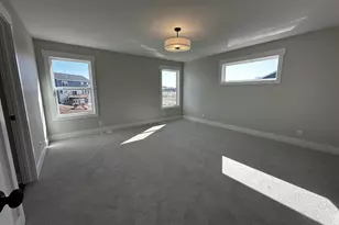 562 Lincoln Lawns Dr NW, Walker, MI 49534 - Photo 19