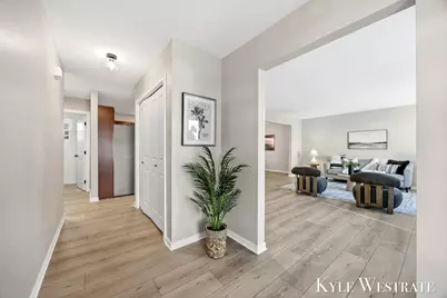 4025 Timberland Drive SE, Grand Rapids, MI 49508 - Photo 9