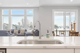 10137 Strawberry Ln, Zeeland, MI 49464 - Photo 21