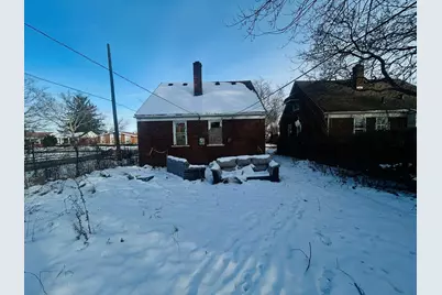 8907 Cloverlawn Street, Detroit, MI 48204 - Photo 3
