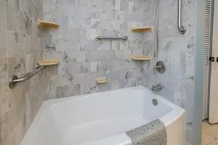 7525 Woodcrest St, Portage, MI 49024 - Photo 21