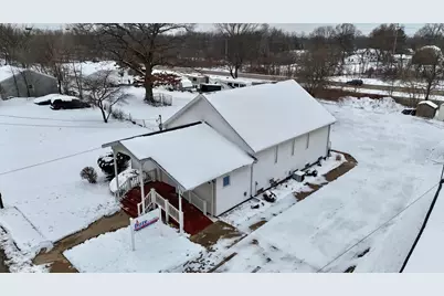526 Fairyland Avenue, Jackson, MI 49202 - Photo 1