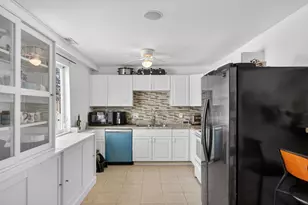 8815 Marlowe Ave, Plymouth, MI 48170 - Photo 15