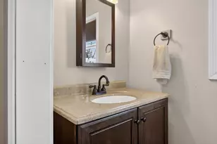 8815 Marlowe Ave, Plymouth, MI 48170 - Photo 21