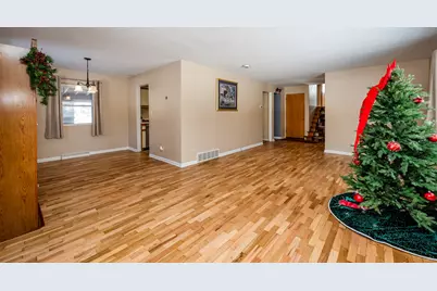 4759 Paw Paw Lake Road, Coloma, MI 49038 - Photo 7