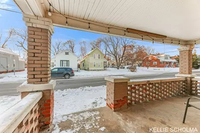 560 Lane Avenue NW, Grand Rapids, MI 49504 - Photo 5