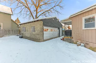 560 Lane Ave NW, Grand Rapids, MI 49504 - Photo 7