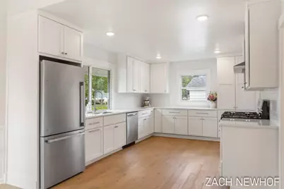 430 Washington Avenue, Holland, MI 49423 - Photo 7