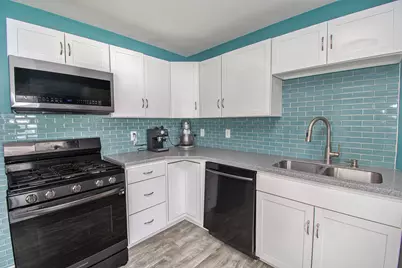 409 South Street, Spring Lake, MI 49456 - Photo 11