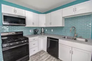 409 South St, Spring Lake, MI 49456 - Photo 11