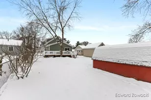 330 Norwood St, Rockford, MI 49341 - Photo 39