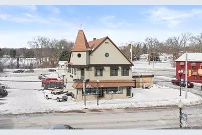 3955 W River Drive NE, Comstock Park, MI 49321 - Photo 1