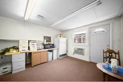 3955 W River Drive NE, Comstock Park, MI 49321 - Photo 27