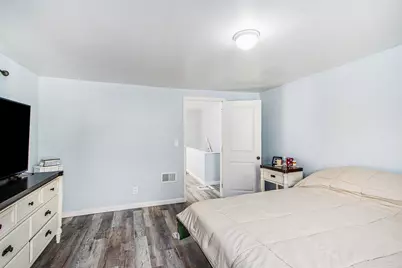 240 Chicago Avenue, Kalamazoo, MI 49048 - Photo 9