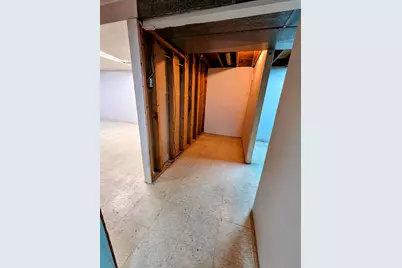 15700 Oakbrook Street, Romulus, MI 48174 - Photo 17