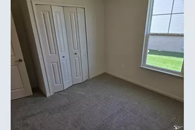 807 Plum Vlg Drive #57, Monroe, MI 48161 - Photo 5