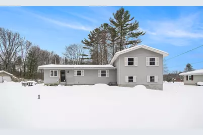 18689 W Spring Lake Road, Spring Lake, MI 49456 - Photo 3