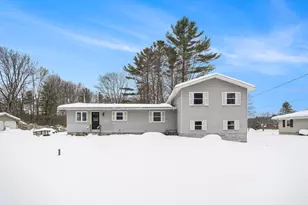 18689 W Spring Lake Rd, Spring Lake, MI 49456 - Photo 3