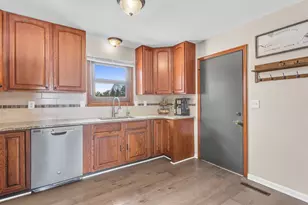 14408 Kildare Ln, Cement City, MI 49233 - Photo 17