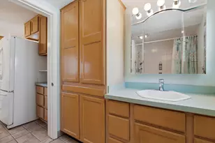 23013 Melrose Ave, Eastpointe, MI 48021 - Photo 11