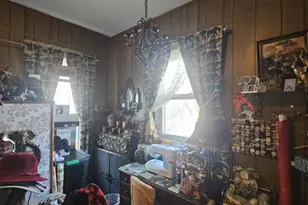 468 Colfax Ave, Benton Harbor, MI 49022 - Photo 11