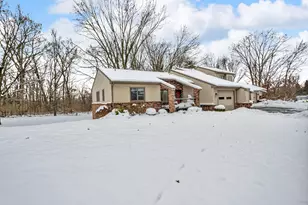 2815 S Wood Dale Dr, Jackson, MI 49203 - Photo 43