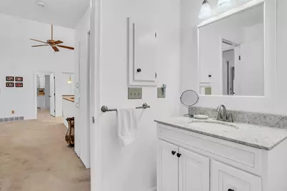 2815 S Wooddale Drive, Jackson, MI 49203 - Photo 23