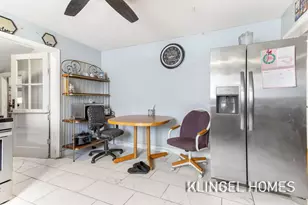 947 Carlton St, Muskegon, MI 49442 - Photo 11