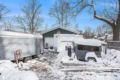 11175 E Shore Drive, Delton, MI 49046 - Photo 15