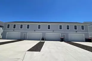 2106 Sherwood Ave, Holland, MI 49423 - Photo 3