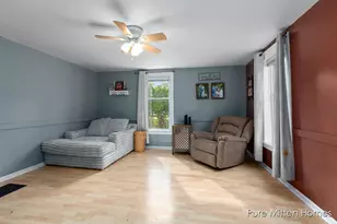 417 Sanborn Ave, Big Rapids, MI 49307 - Photo 5