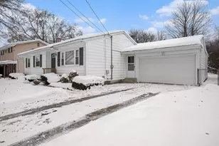 3805 Borgess Dr, Kalamazoo, MI 49048 - Photo 25