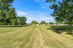3158 Lafayette Dr, Trenton, MI 48183 - Photo 41