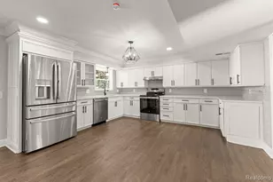 3158 Lafayette Dr, Trenton, MI 48183 - Photo 3