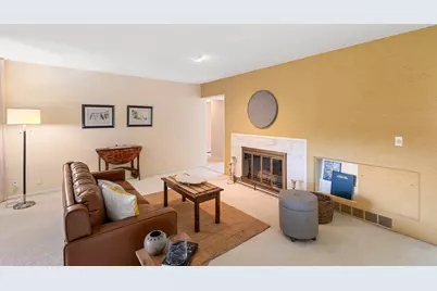 1907 Chevy Chase Boulevard, Kalamazoo, MI 49008 - Photo 15