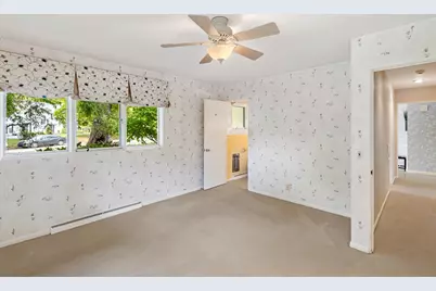 1907 Chevy Chase Boulevard, Kalamazoo, MI 49008 - Photo 31