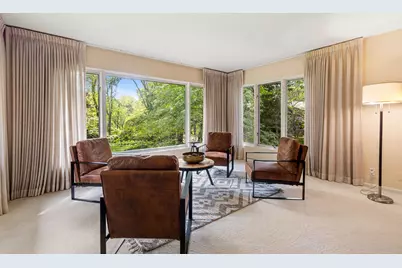 1907 Chevy Chase Boulevard, Kalamazoo, MI 49008 - Photo 21