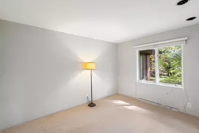 1907 Chevy Chase Boulevard, Kalamazoo, MI 49008 - Photo 37