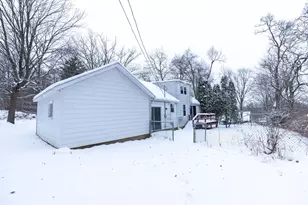 108 S Baldwin St, Greenville, MI 48838 - Photo 5