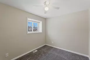 37609 Westvale St, Romulus, MI 48174 - Photo 13