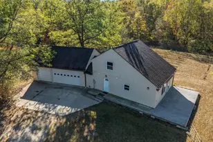 1067 Somers Rd, Lyons, MI 48851 - Photo 3
