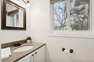 3039 Jeanlin Dr SE, Grand Rapids, MI 49546 - Photo 17