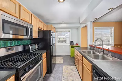 514 Wilson Avenue NW, Grand Rapids, MI 49534 - Photo 7