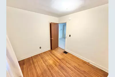 942 Oakcrest Street SW, Wyoming, MI 49509 - Photo 11